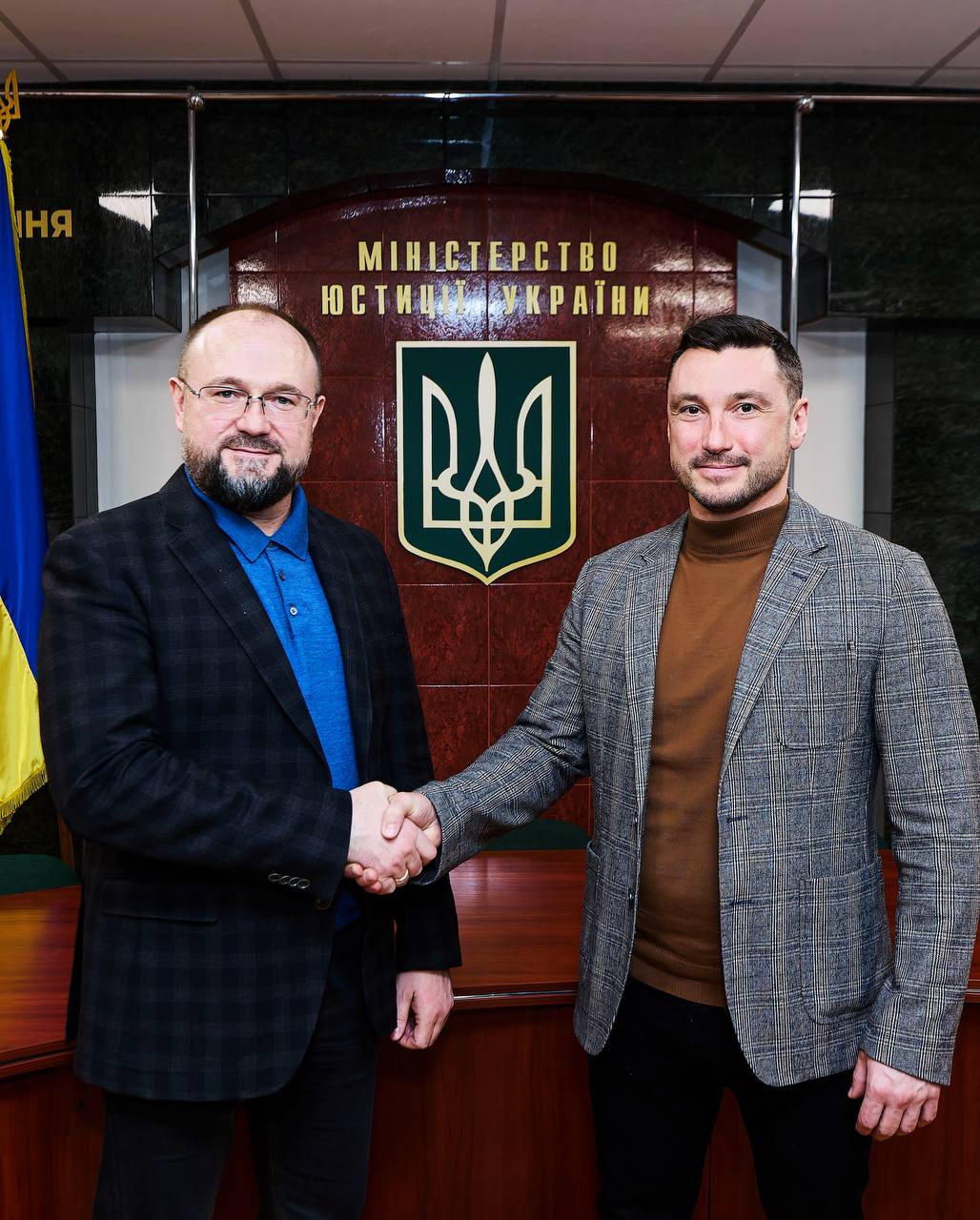 Начальник Харківського міжрегіонального управління Міністерства юстиції України Максим Бондаренко здійснив робочий візит до міста Дніпро, де відбулася зустріч із начальником Дніпровського міжрегіонального управління Міністерства юстиції України Тимофієм Дудіним.